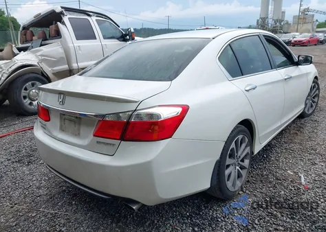 2013 Honda Accord Sport from USA, damaged, VIN 1HGCR2F52DA079304